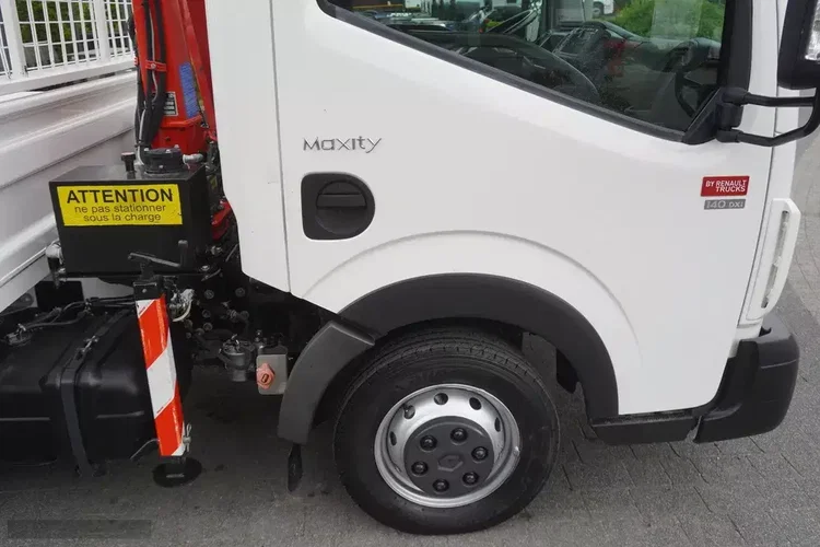 Renault Maxity 140DXI / 40 tys. km / HDS Maxilift 1 t. zdjęcie 19
