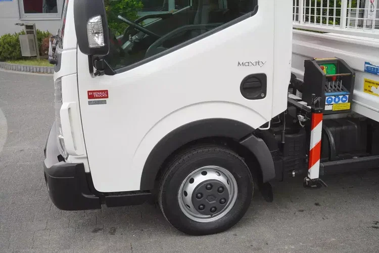Renault Maxity 140DXI / 40 tys. km / HDS Maxilift 1 t. zdjęcie 21