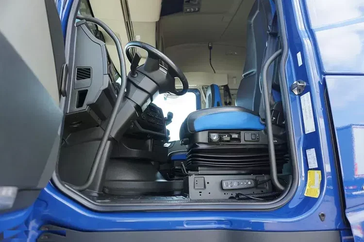 Volvo FH / 460 / ACC / EURO 6 / BDF / 7.15 , 7.45 , 7.82 M / NOWY MODEL zdjęcie 38