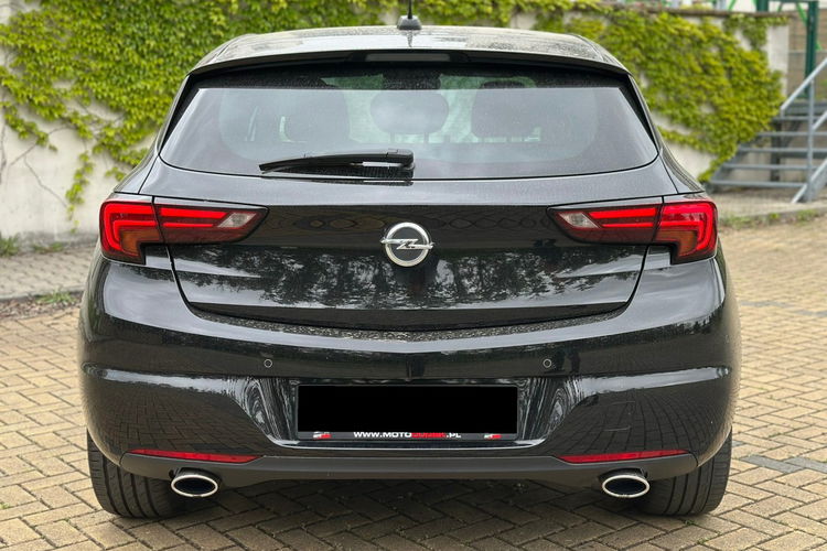 Opel Astra 1.6 Turbo Dynamic zdjęcie 12