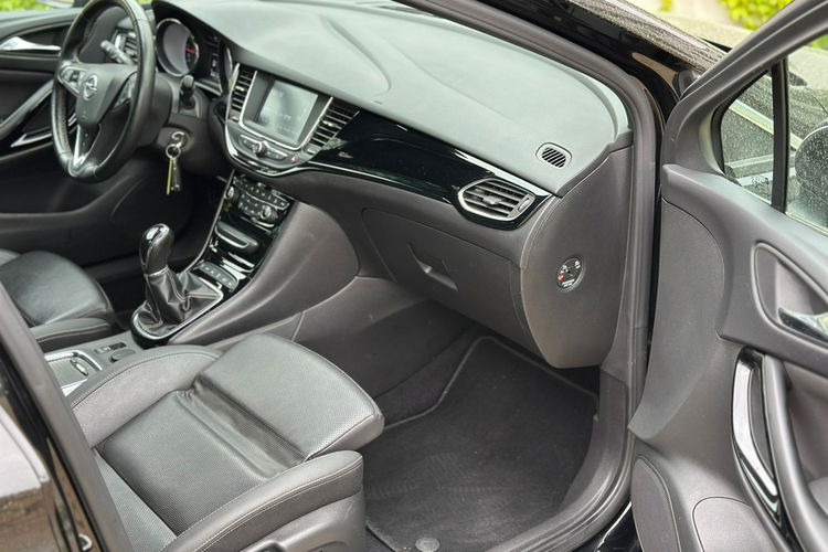 Opel Astra 1.6 Turbo Dynamic zdjęcie 7