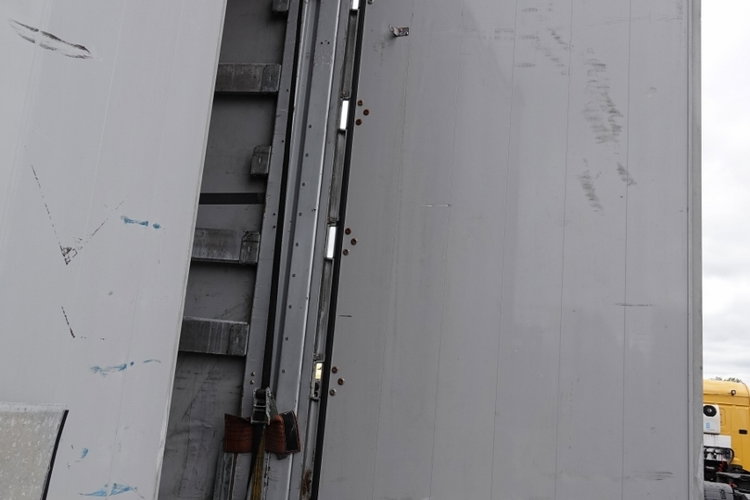 KAESSBOHRER   FIRANKA / MEGA / DACH PODNOSZONY / 2019  zdjęcie 13