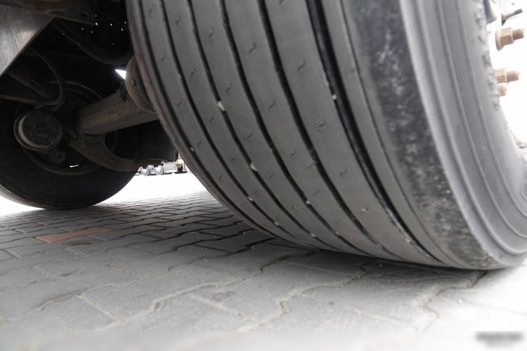 KAESSBOHRER   FIRANKA / MEGA / DACH PODNOSZONY / 2019  zdjęcie 21