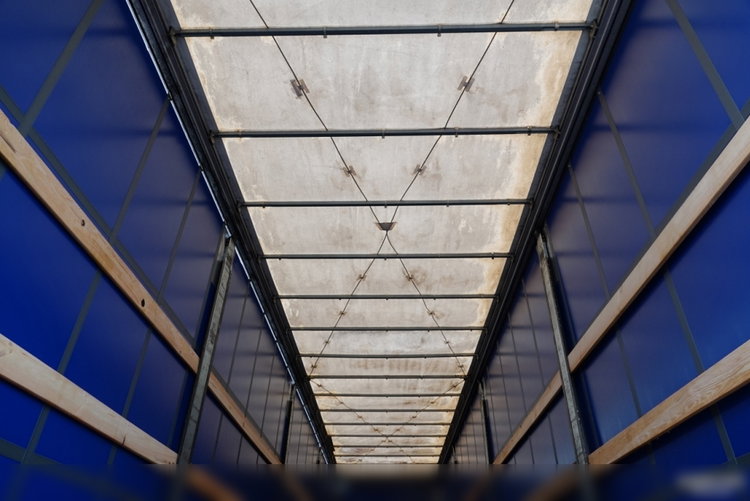 Fruehauf / FIRANKA / MEGA / LOW DECK /  BARDZO MOCNA PODŁOGA SZYNA-DESKA / SAF / DACH PODNOSZONY / SPROWADZONA zdjęcie 17