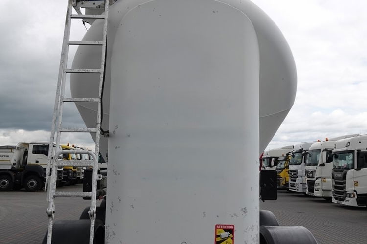 Spitzer CEMENTONACZEPA / 37 000 L / SILOS / 3 KOMORY / OSIE SAF / ALUFELGI  zdjęcie 12