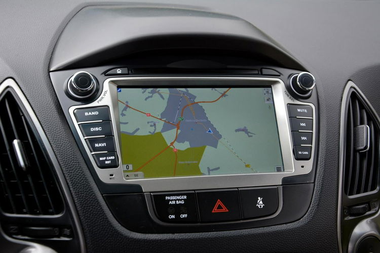 Hyundai ix35 Lift Premium Ledy Skóry Navi Kamera Parktronic Hak zdjęcie 26