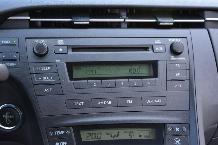 Toyota Prius 166 przebieg I-właściciel Klimatronic Head Up Keyless go z Niemiec zdjęcie 28
