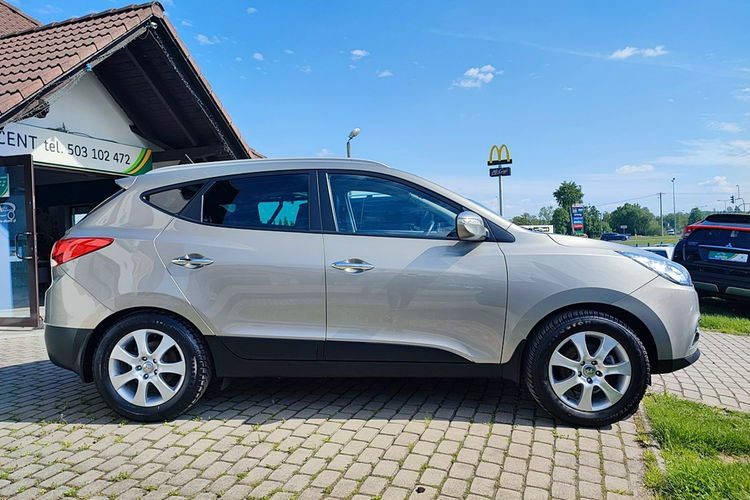 Hyundai ix35 2.0 CRDI + Style AWD (4x4) + pełny serwis ASO zdjęcie 5