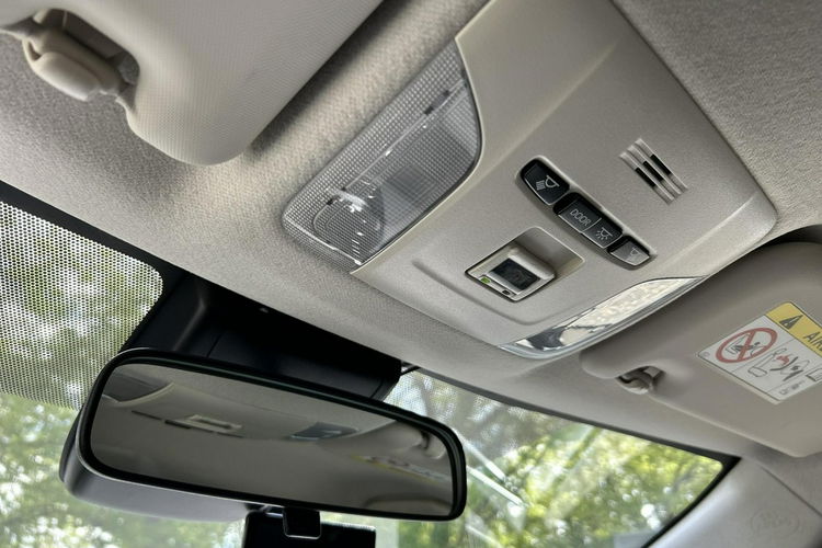 Toyota Corolla 1.8 Hybrid 122KM COMFORT, salon Polska, gwarancja zdjęcie 29