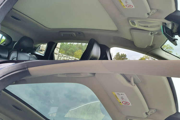 Volvo V40 2.0 D2 120KM # Ocean Race # NAVI # Xenon # Panorama # Skóra # IGŁA zdjęcie 29