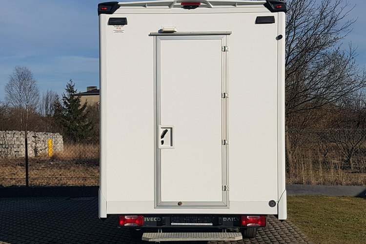 Iveco Daily KONTENER NISKOPODŁOGOWY 4.43x2.23x2.42 SKLEP BAR FOODTRUCK KAMPER AC zdjęcie 16