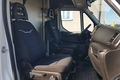 samochód dostawczy Iveco zdjęcie 8