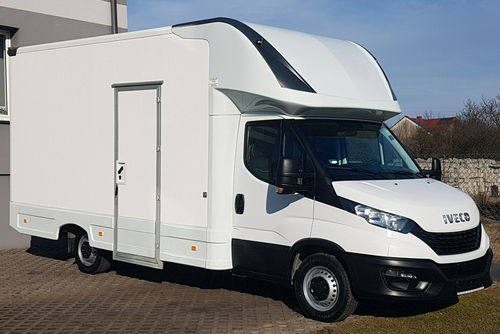 Iveco Daily KONTENER NISKOPODŁOGOWY 4.43x2.23x2.42 SKLEP BAR FOODTRUCK KAMPER AC
