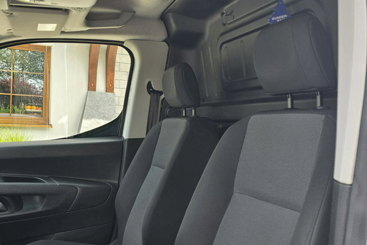 Toyota Proace City 1.5 BlueHDi / Salon PL I-właściciel / Serwisowana w ASO zdjęcie 21