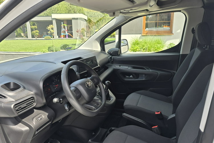 Toyota Proace City 1.5 BlueHDi / Salon PL I-właściciel / Serwisowana w ASO zdjęcie 24
