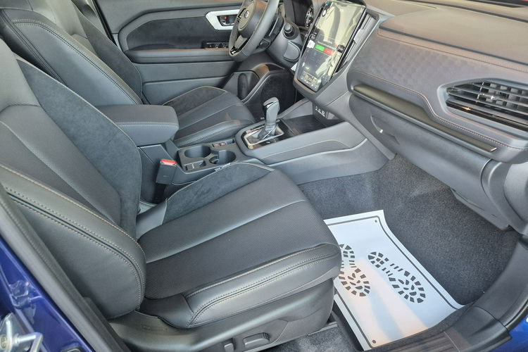Forester Subaru Forester First Edition / Platinium / 8 Lat Gwarancji zdjęcie 14