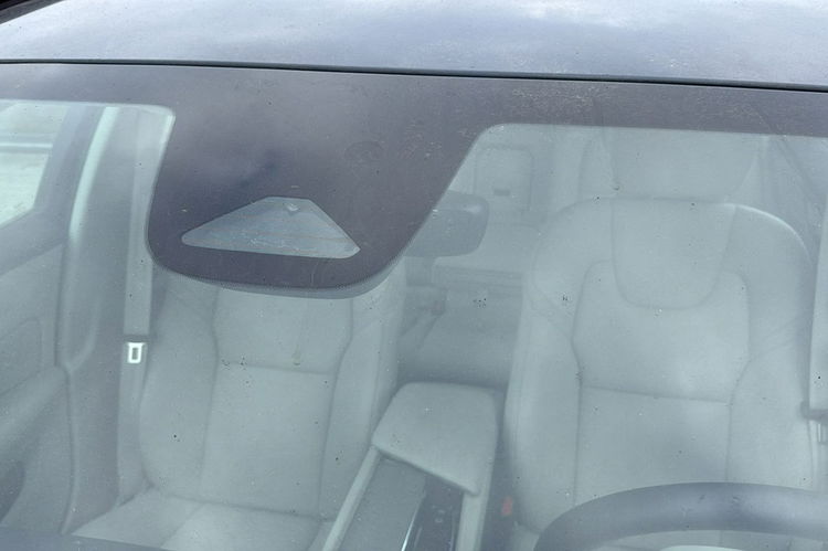 Volvo V60 Mild Hybrid Przebieg: 12.500 km zdjęcie 17