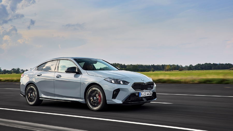 BMW 220 mHEV zdjęcie 