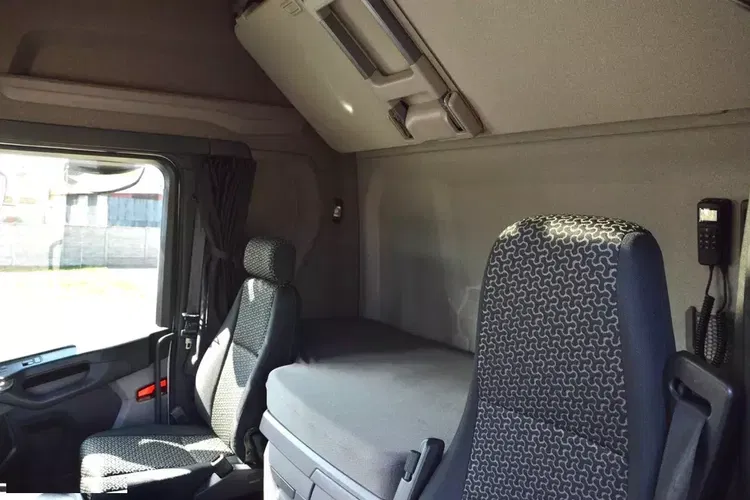 Scania R450 RETARDER | ADR | STANDARD | NAWIGACJA | 2 ŁÓŻKA | 1.300 L | MIĘDZYOSIE zdjęcie 21