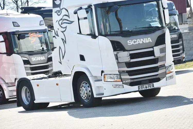 Scania R450 RETARDER | ADR | STANDARD | NAWIGACJA | 2 ŁÓŻKA | 1.300 L | MIĘDZYOSIE zdjęcie 7