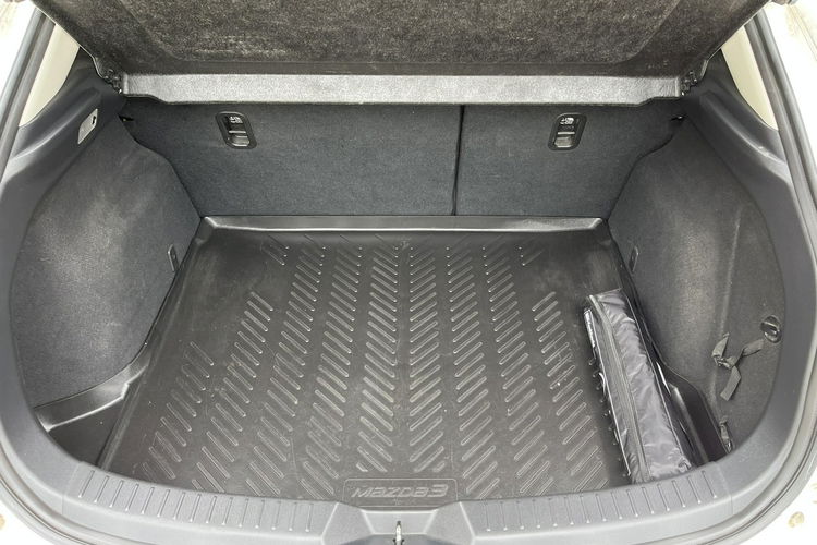 Mazda 3 2.2 1wł Oryginal Lakier Xenon 6biegów Grzane Fotele Alu Stan BDB Bezwy zdjęcie 27