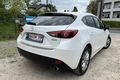 samochód osobowy Mazda zdjęcie 4