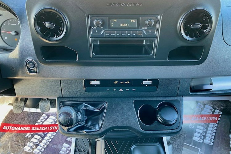 Mercedes Sprinter Salon Polska / Extra długi / 2.2 Cdi 163 KM / Klima / Gwarancja zdjęcie 11