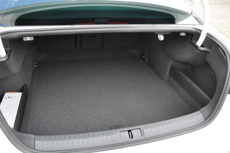 Volkswagen Passat 2.0TDI 190KM DSG Highline R-line Kamera Led AppConnect Serwis SalonPL zdjęcie 31