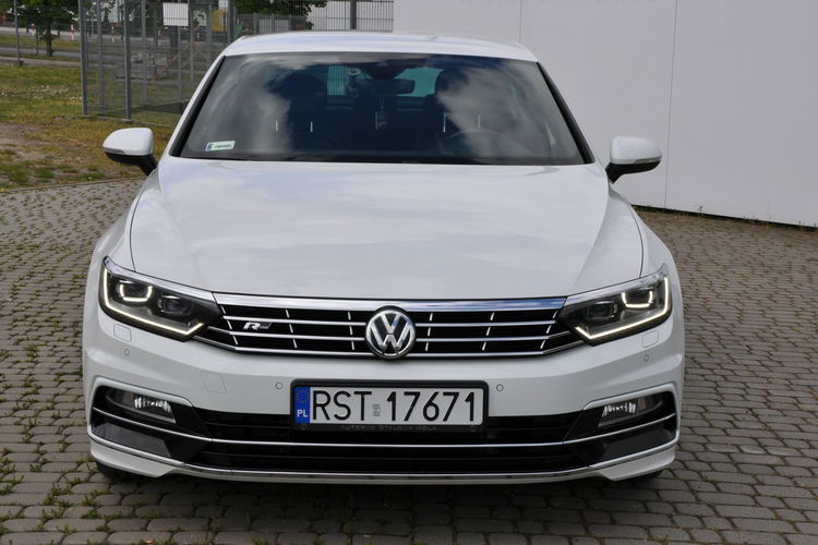 Volkswagen Passat 2.0TDI 190KM DSG Highline R-line Kamera Led AppConnect Serwis SalonPL zdjęcie 8