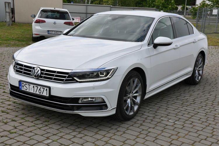 Volkswagen Passat 2.0TDI 190KM DSG Highline R-line Kamera Led AppConnect Serwis SalonPL zdjęcie 9