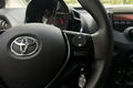 samochód osobowy Toyota zdjęcie 13