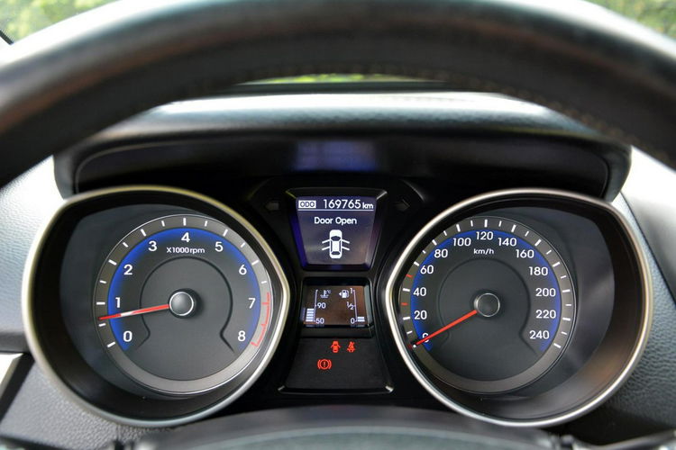 i30 Duża Navi Kamera Ledy Skóry StartStop Klimatronic ASO HYUNDAI zdjęcie 27