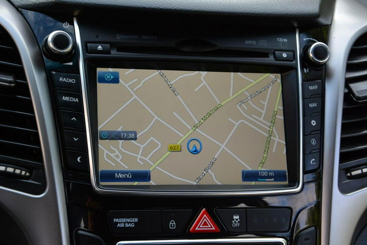 i30 Duża Navi Kamera Ledy Skóry StartStop Klimatronic ASO HYUNDAI zdjęcie 28