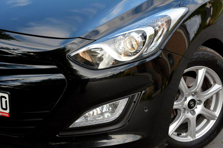 i30 Duża Navi Kamera Ledy Skóry StartStop Klimatronic ASO HYUNDAI zdjęcie 34