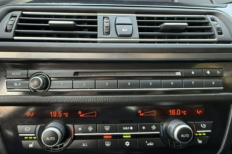 BMW 525 Bardzo zadbana - NOWY ROZRZAD zdjęcie 11