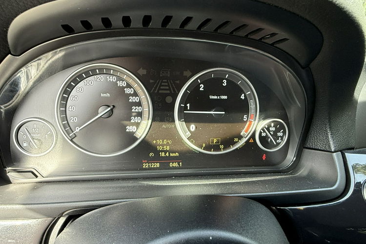 BMW 525 Bardzo zadbana - NOWY ROZRZAD zdjęcie 14