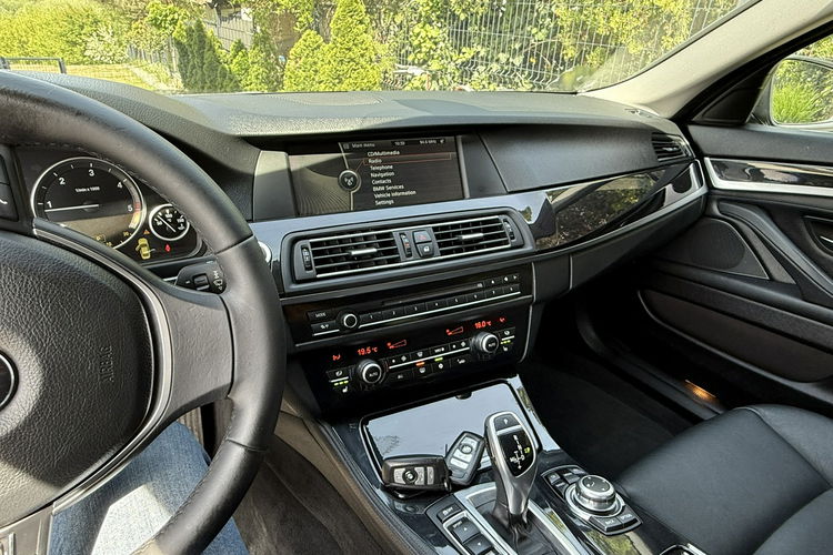 BMW 525 Bardzo zadbana - NOWY ROZRZAD zdjęcie 15