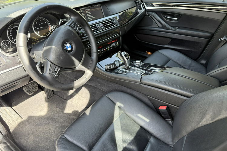 BMW 525 Bardzo zadbana - NOWY ROZRZAD zdjęcie 16