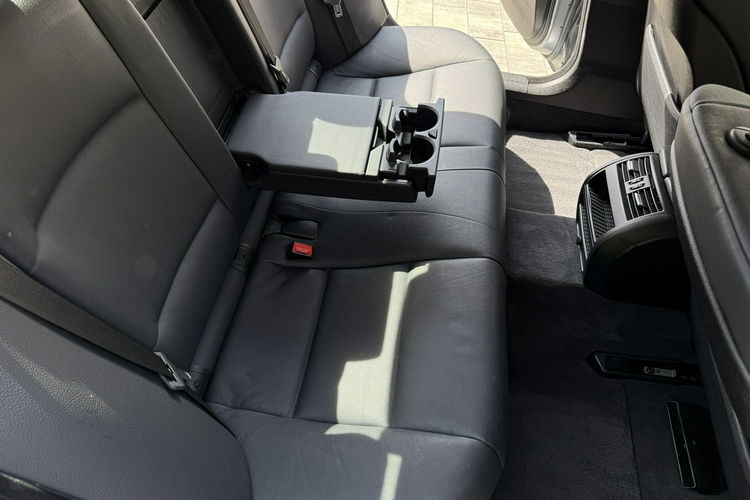 BMW 525 Bardzo zadbana - NOWY ROZRZAD zdjęcie 28