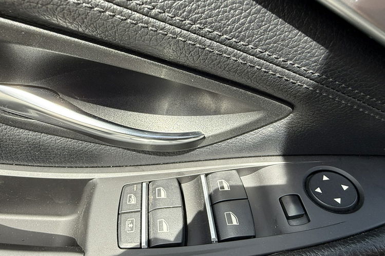 BMW 525 Bardzo zadbana - NOWY ROZRZAD zdjęcie 6