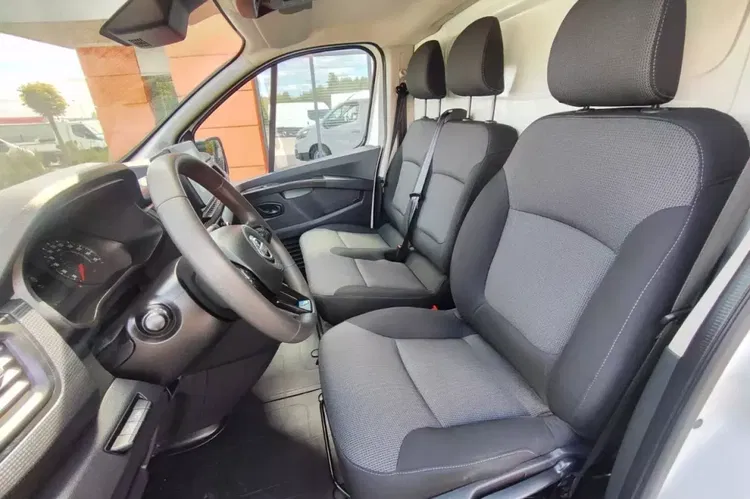 Nissan Primastar zdjęcie 14