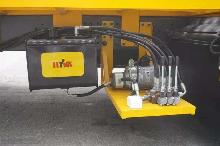 Mercedes Actros 2542 / NOWA laweta / 3. oś skrętna zdjęcie 18