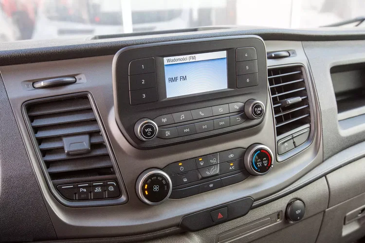 Ford Transit 170KM L4H3 Furgon TREND BUSINESS zdjęcie 12