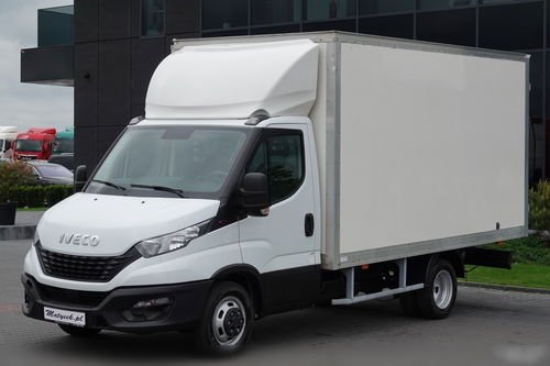 Iveco DAILY 3.0 D / KONTENER / 2020 ROK /BLIŹNIAK / SPROWADZONY / PO KONTRAKCIE SERWISOWYM