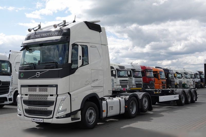 samochód ciężarowy Volvo zdjęcie 1