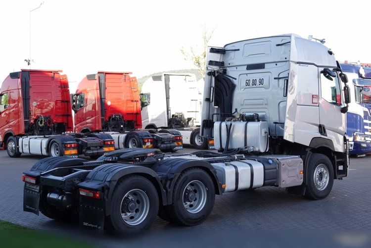 Renault C 520  / 6x4 / HYDRAULIKA / RETARDER / KLIMA POSTOJOWA / 3 OSIOWY CIĄGNIK SIODŁOWY / DMC: 70 000 KG / BOGATE WYPOSAŻENIE zdjęcie 9