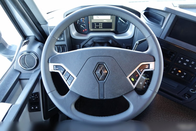 Renault C 520  / 6x4 / HYDRAULIKA / RETARDER / KLIMA POSTOJOWA / 3 OSIOWY CIĄGNIK SIODŁOWY / DMC: 70 000 KG / BOGATE WYPOSAŻENIE zdjęcie 33