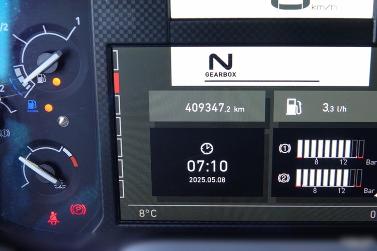 Renault C 520  / 6x4 / HYDRAULIKA / RETARDER / KLIMA POSTOJOWA / 3 OSIOWY CIĄGNIK SIODŁOWY / DMC: 70 000 KG / BOGATE WYPOSAŻENIE zdjęcie 45