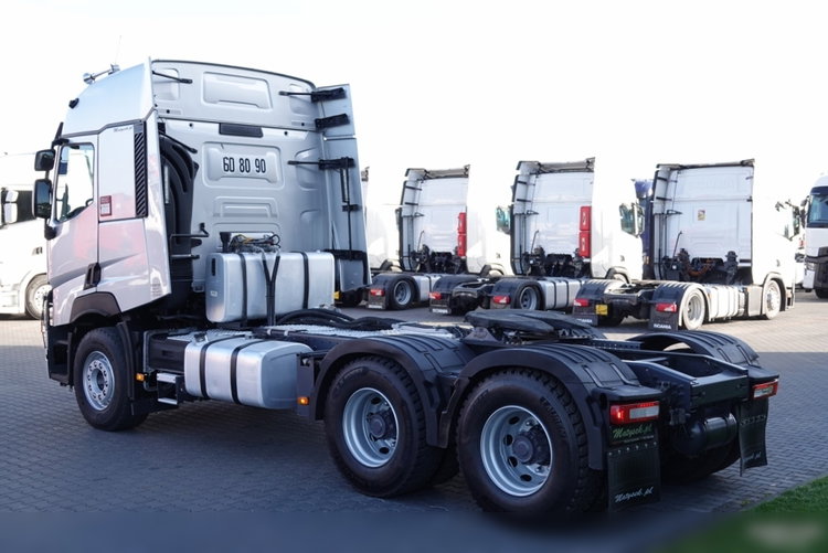 Renault C 520  / 6x4 / HYDRAULIKA / RETARDER / KLIMA POSTOJOWA / 3 OSIOWY CIĄGNIK SIODŁOWY / DMC: 70 000 KG / BOGATE WYPOSAŻENIE zdjęcie 8