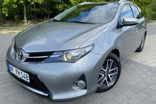 Toyota Auris 2.0D4D+Kamera+Navi+Asystent Parkowania+LEDY+WiFi+Parktronic